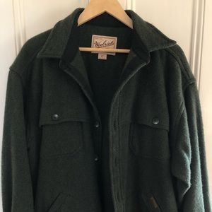 Vintage Woolrich wool shirt- jacket. Green. Size XL.